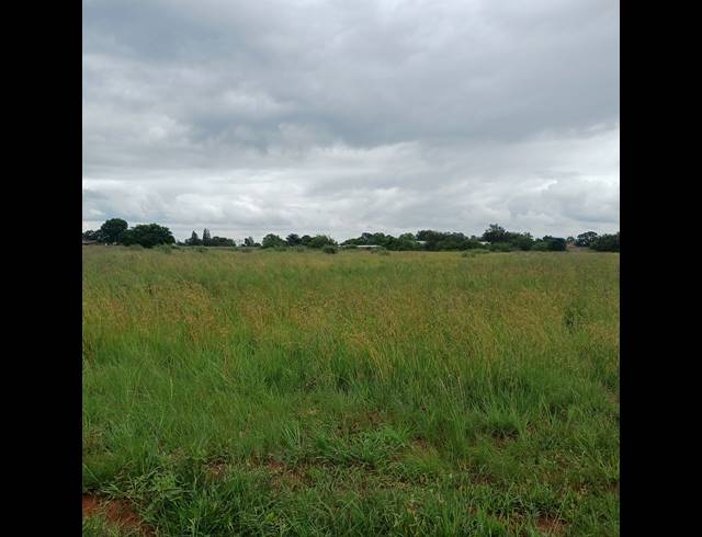 16,170M² VACANT LAND FOR SALE IN KOOKRUS